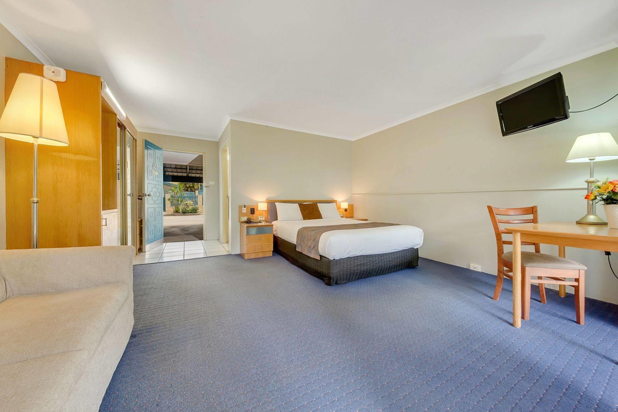 Gladstone Palms Motor Inn Esterno foto
