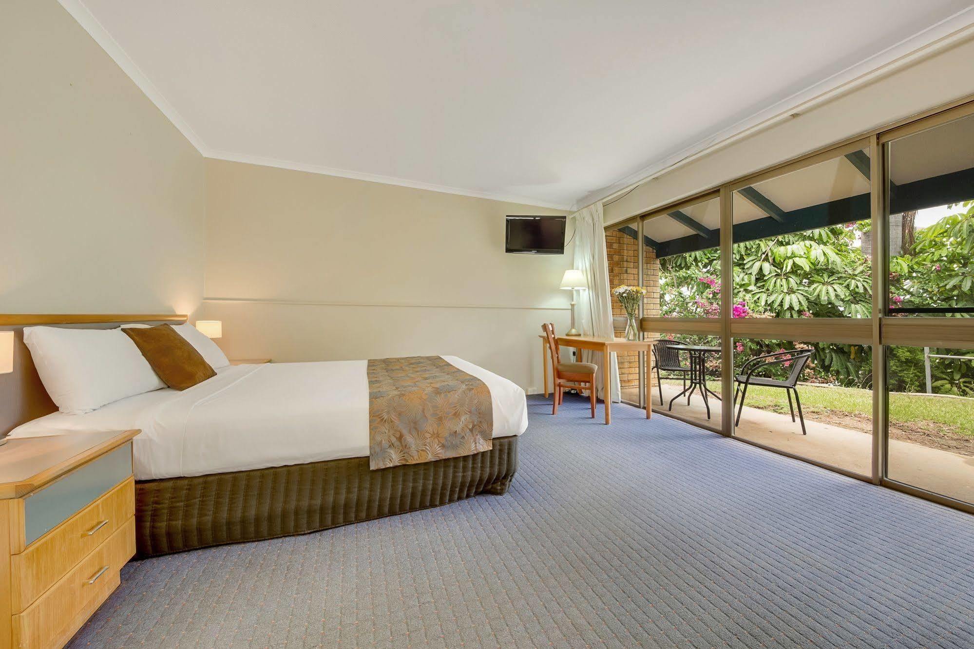 Gladstone Palms Motor Inn Esterno foto