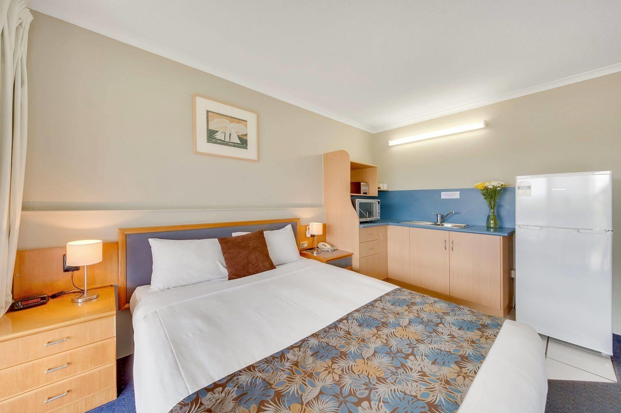 Gladstone Palms Motor Inn Esterno foto